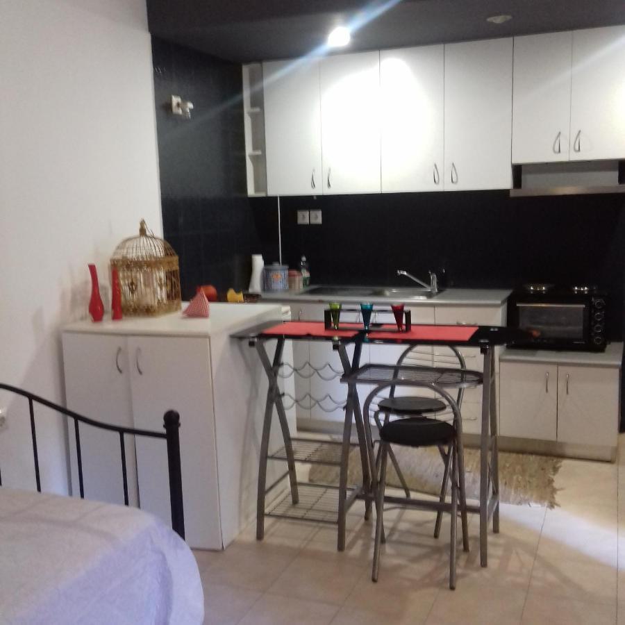 Quiet Studio Near To The Airport 1 Ираклион Экстерьер фото