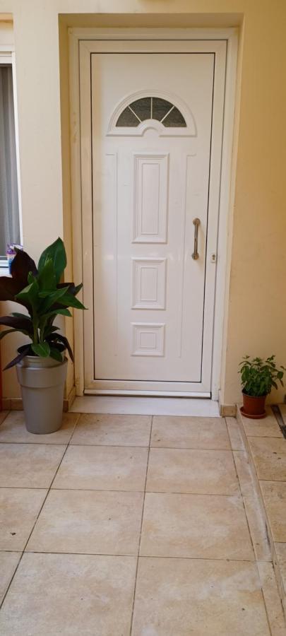 Quiet Studio Near To The Airport 1 Ираклион Экстерьер фото